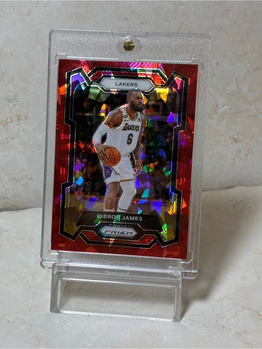 LeBron James Lakers Red Cracked Ice Prizm Basketball Card